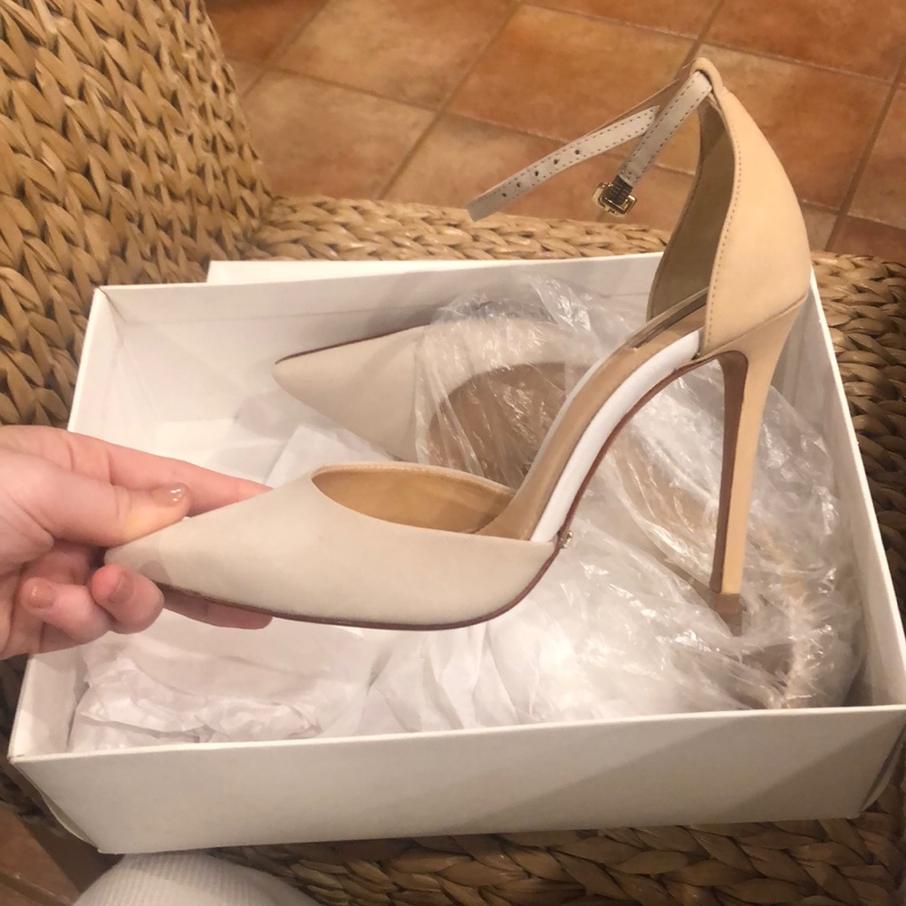SCHUTZ Urma ankle strap pump